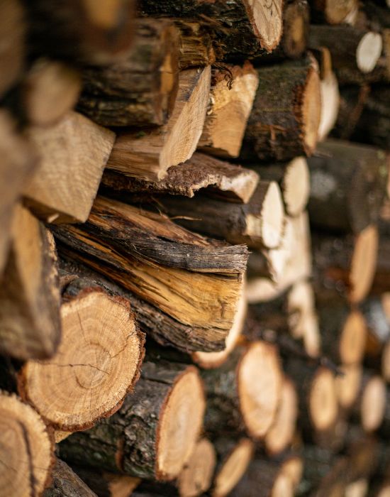 AT-website-firewood-delivery-section-firewood-piled-vertically